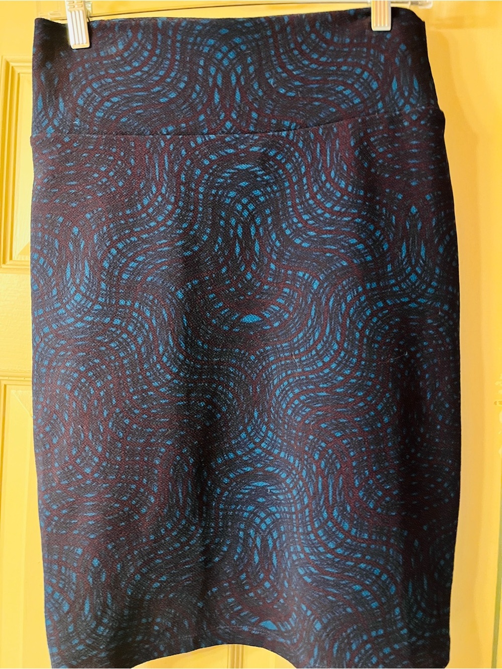 LuLaRoe Black Pencil Skirt with Teal & Navy Wave Pattern
